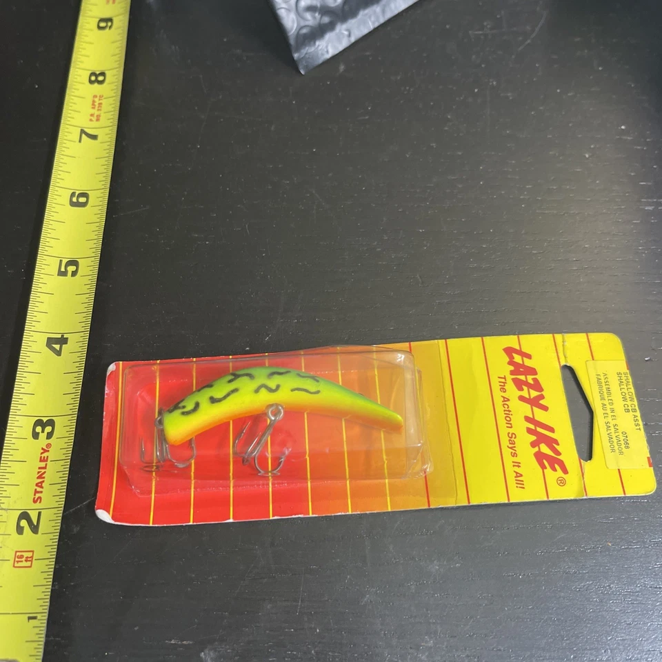 Lazy Ike Shallow Crankbait Fire Tiger 07068 2.5" 1/4oz Depth 4-6' Vintage NIB - Image 3 of 4