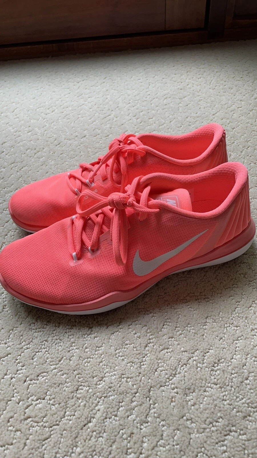 Nike training flex supreme Tr5 bright pink women size 8