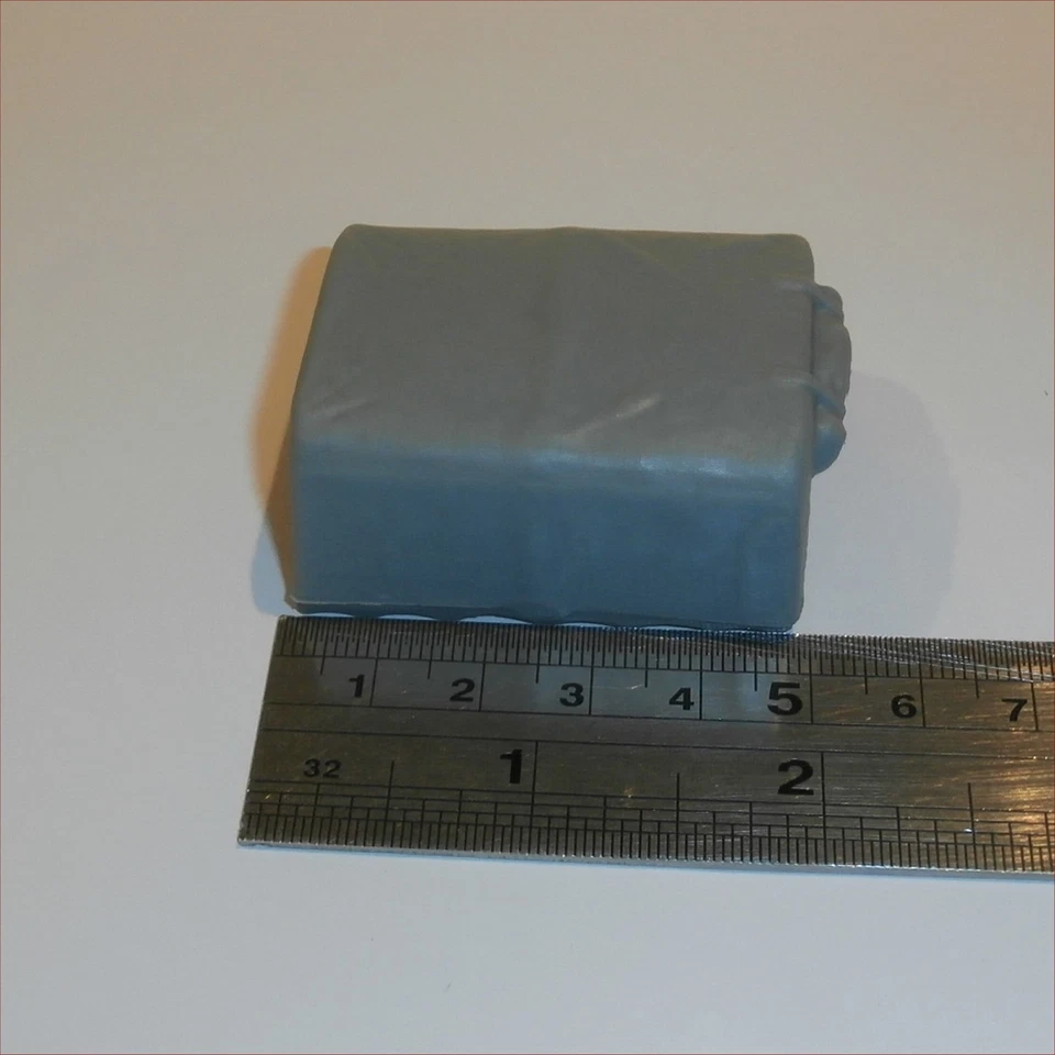 Corgi Toys 470 Forward Control Jeep Grey Plastic Canopy - Image 3 of 4