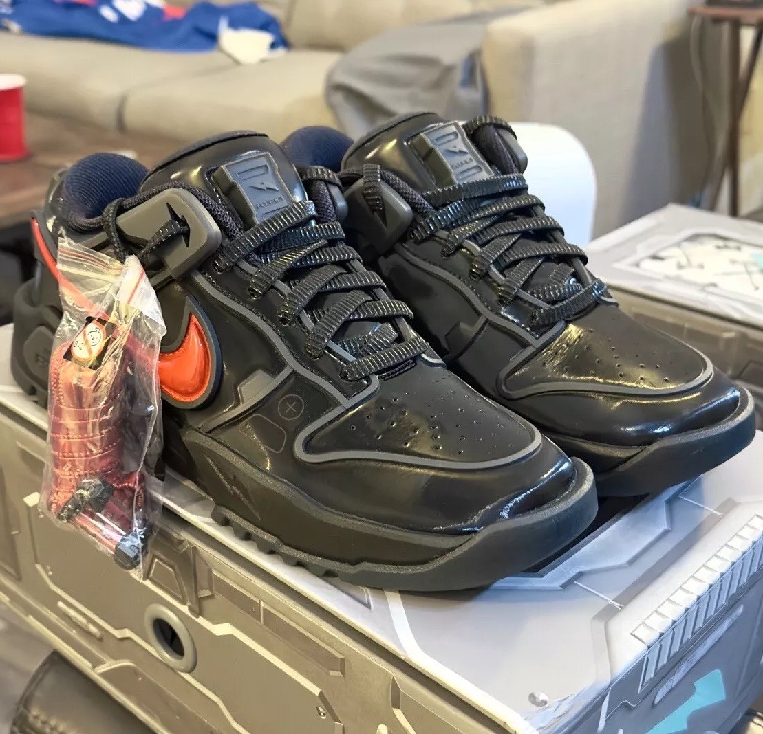 Size 9.5 - RTFKT x Nike Dunk Genesis Clone X Black Red Brand