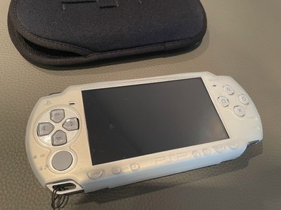Sony PSP 2000 Console with charger, headset, case, pouch bag