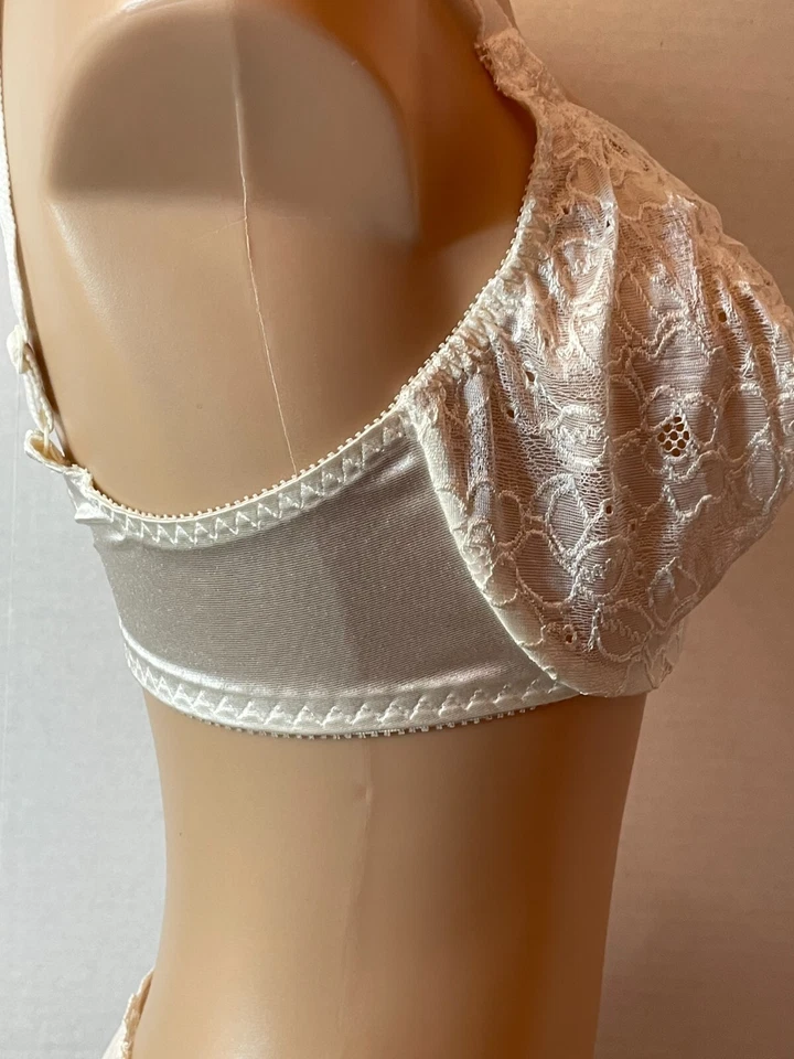 Nuevo de Colección Olga SATÉN Y ENCAJE TEXTURAS Sujetador 36D Floral Encaje Brillante Marfil 33080 Nuevo Foto 4 de 4
