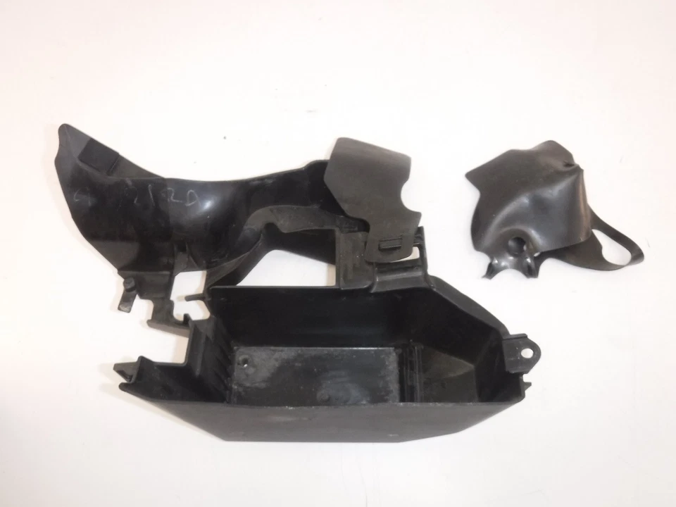 12-16 KAWASAKI NINJA 650 OEM TRASERO TRASERO TRASERO BANDEJA BATERÍA PLÁSTICO Foto 3 de 4