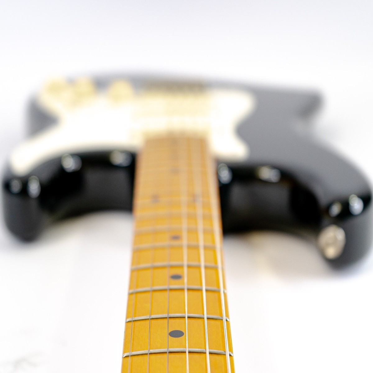 1997-2000 Fender Stratocaster '57 Reissue ST57 Electric 1997-2000 Fender Stratocaster '57 Reissue ST57 Electric
