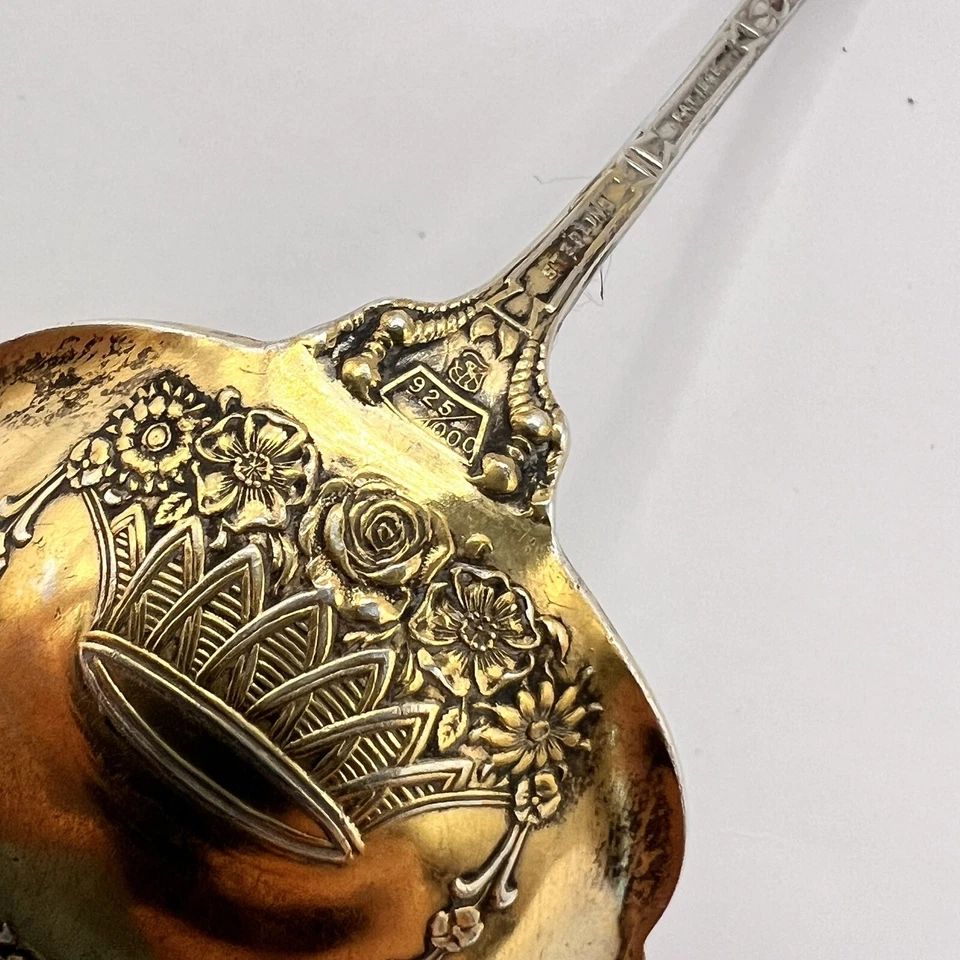 Georgian by Towle Cuchara de bayas de plata esterlina lavado en oro 7 3/4" 925/1000 PAT 1898 Foto 4 de 4