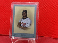 TORII HUNTER  2005 10/55 Donruss Studio Portraits ZENITH BLUE COLOR SP-48