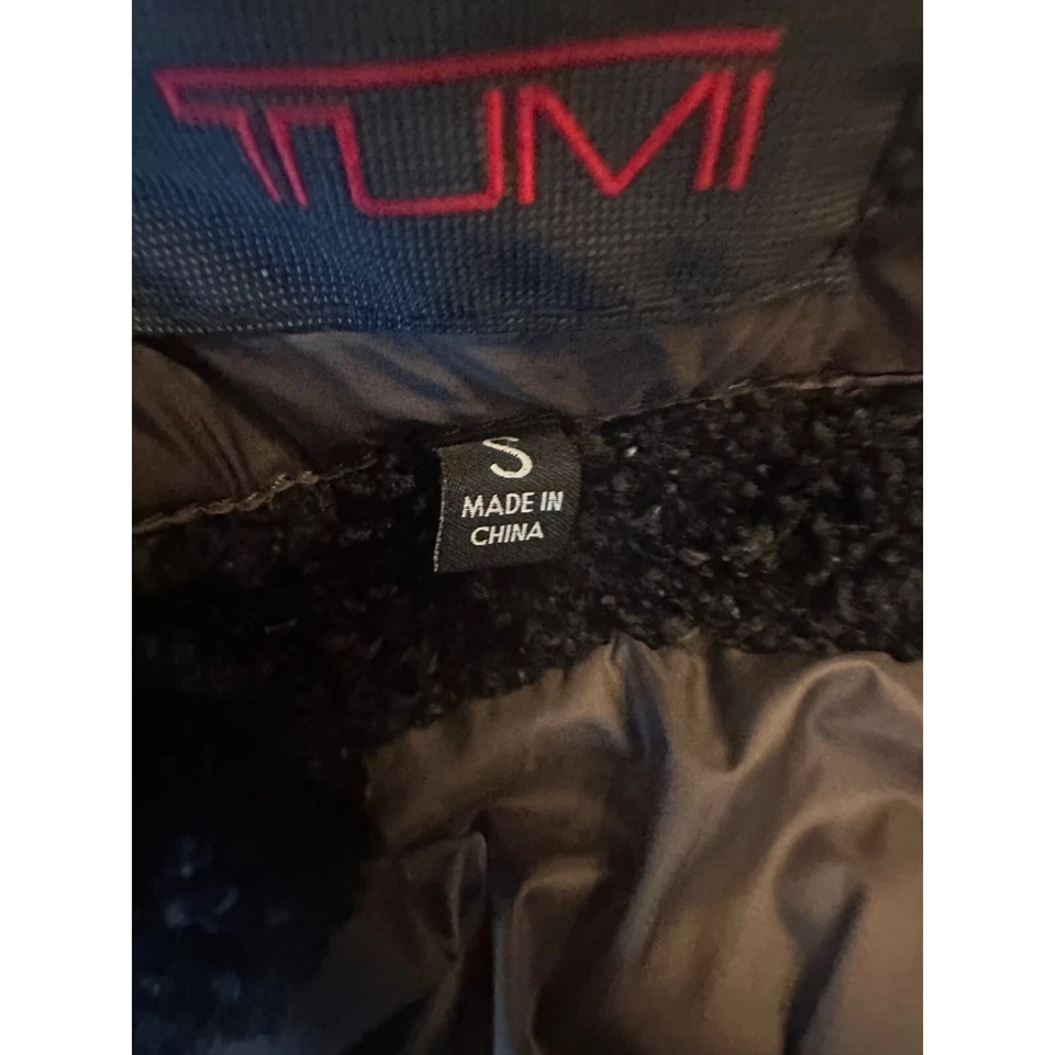 Куртка Tumi Transit оливково-зеленая стеганая с флисовым воротником на молнии размер маленький - Изображение 4 из 4