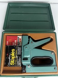 Agrafeuse Robuste Vintage Bostitch T5 - Modèle T-5 - Fabriquée Aux États-Unis - Occasion