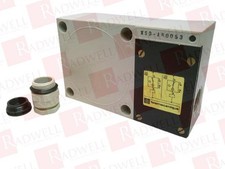 SCHNEIDER ELECTRIC XSD-A60053 / XSDA60053 (USED)