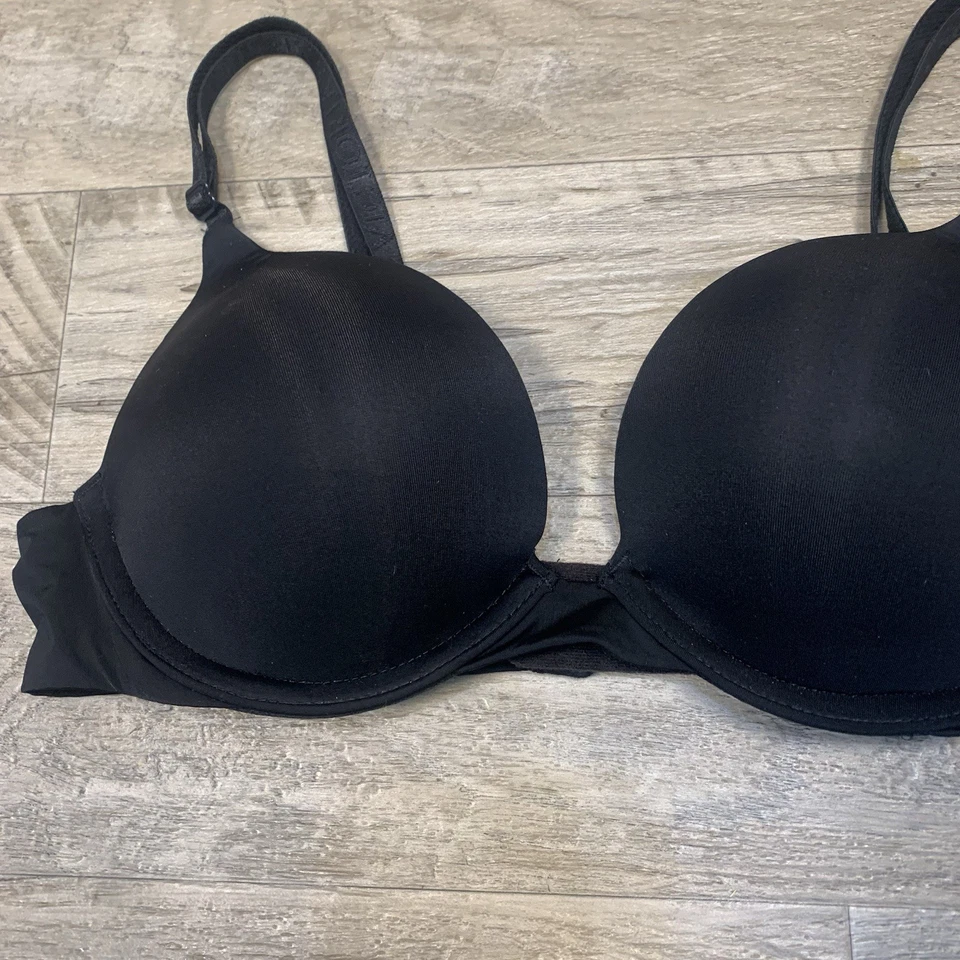 Sutiã de Mergulho Victoria Secret Camiseta Push Up Bombshell Preto Tamanho 34 AA - Imagem 2 de 4