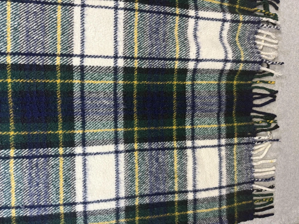 Manta bebé vintage pequeña creaciones mezcla de lana a cuadros hecha en Italia flecos Foto 3 de 4