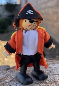 Le Toy Van Budkins Knights Set