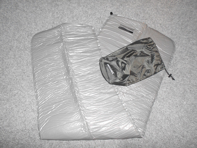 THERM-A-REST TRAIL SCOUT MEDIUM SELF INFLATING CAMPING PAD MATTRESS           K4