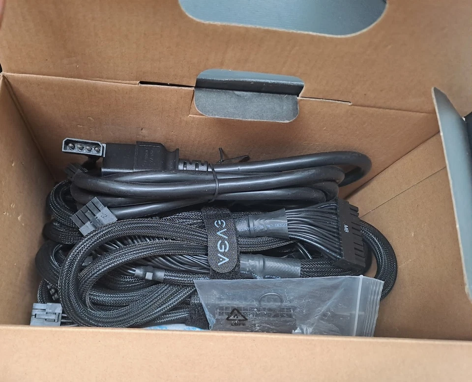 EVGA 220-PP-1300-X1 SuperNOVA 1300 P+ 80+PLATINUM 1300W Power Supply - Image 3 of 4