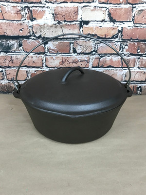 Birmingham Stove & Range BSR # 8 Cast Iron Dutch Oven 10 5/8