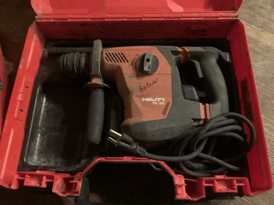 #ad Hilti TE 30 AVR Rotary Hammer Drill $175.00