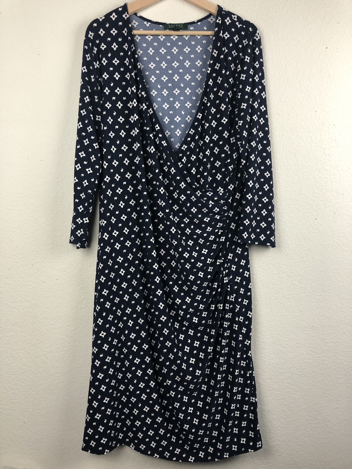 RALPH LAUREN Dress 2X White Navy bluee FAUX WRAP Geometric SHEATH Jersey Knit B19 RALPH LAUREN Dress 2X White Navy bluee FAUX WRAP Geometric SHEATH Jersey Knit B19