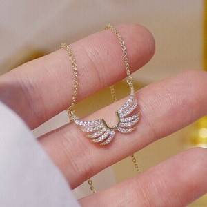 Authentic Round Cut Simulated Diamond Women's Pretty Wings Pendant 14k Yellow Gold Plated