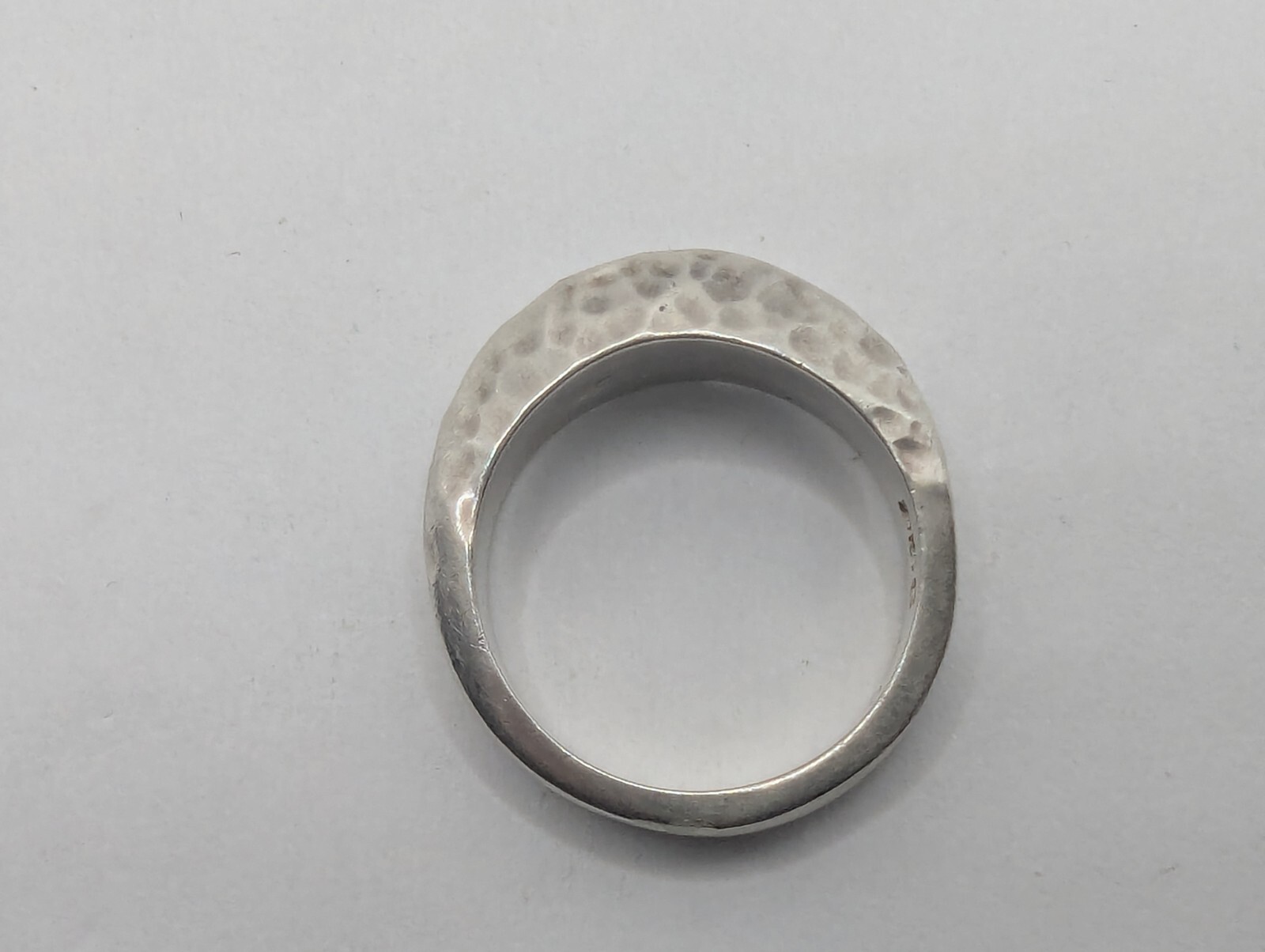 Solid Sterling Silver 925 Hammered Ring Size 6.5 - image 3