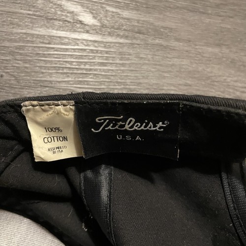 Titleist Baseball Golf Hat Adjustable Strap Back Cap Embroidered Black Hat - Picture 3 of 5