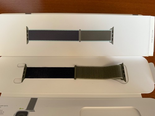 Apple Sport Loop Khaki MWU12 for 44/45/46/49mm - Afbeelding 1 van 2