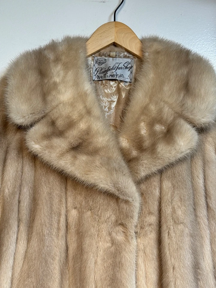 Casaco de vison vintage bege palomino tamanho pequeno loja de pele de campo liso NJ - Imagem 3 de 4