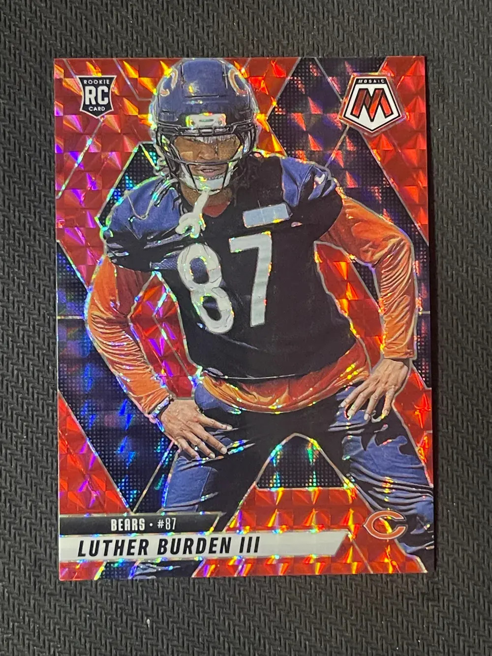 2025 Panini Mosaic Red Mosaic Prizm #383 Luther Burden III RC Bears JP