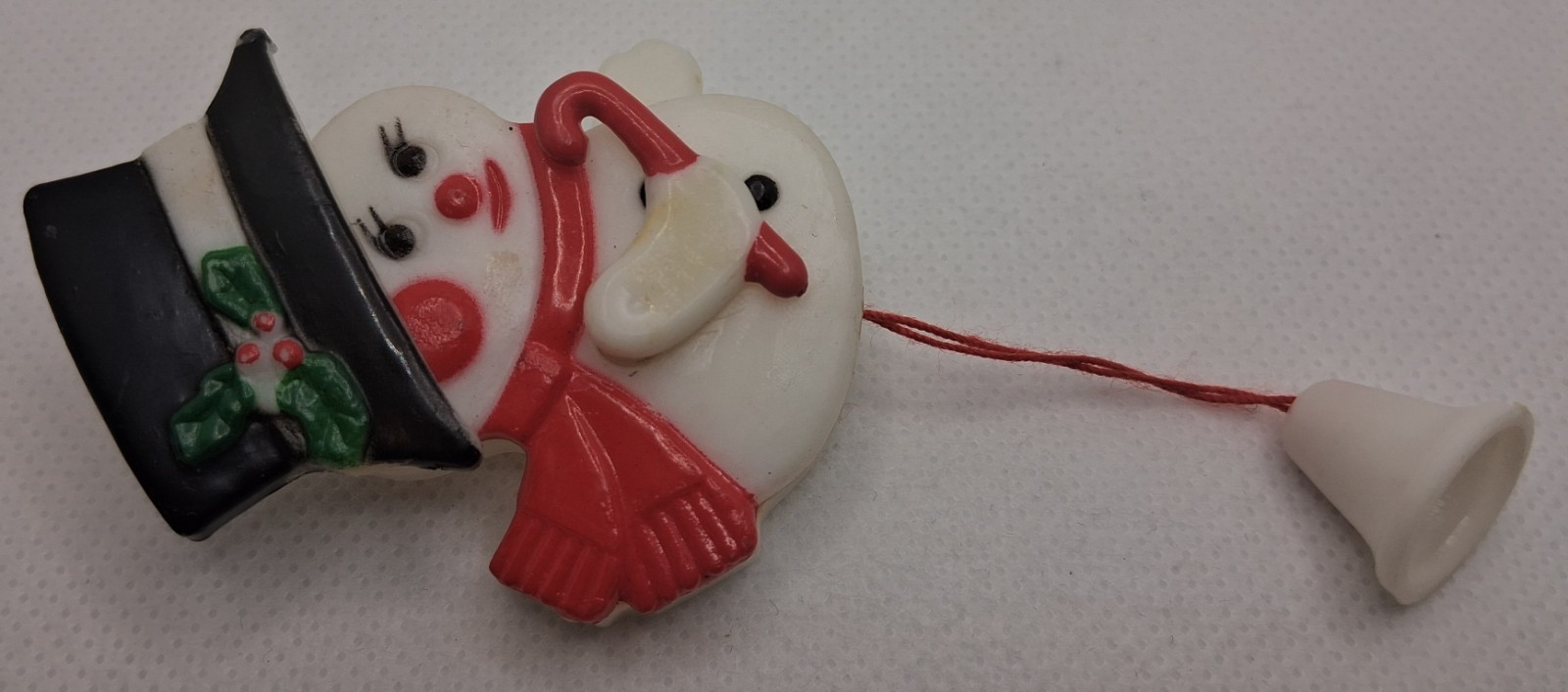 Vintage Plastic Snowman Christmas Pin Brooch Arms Hat Move Bell String Holiday