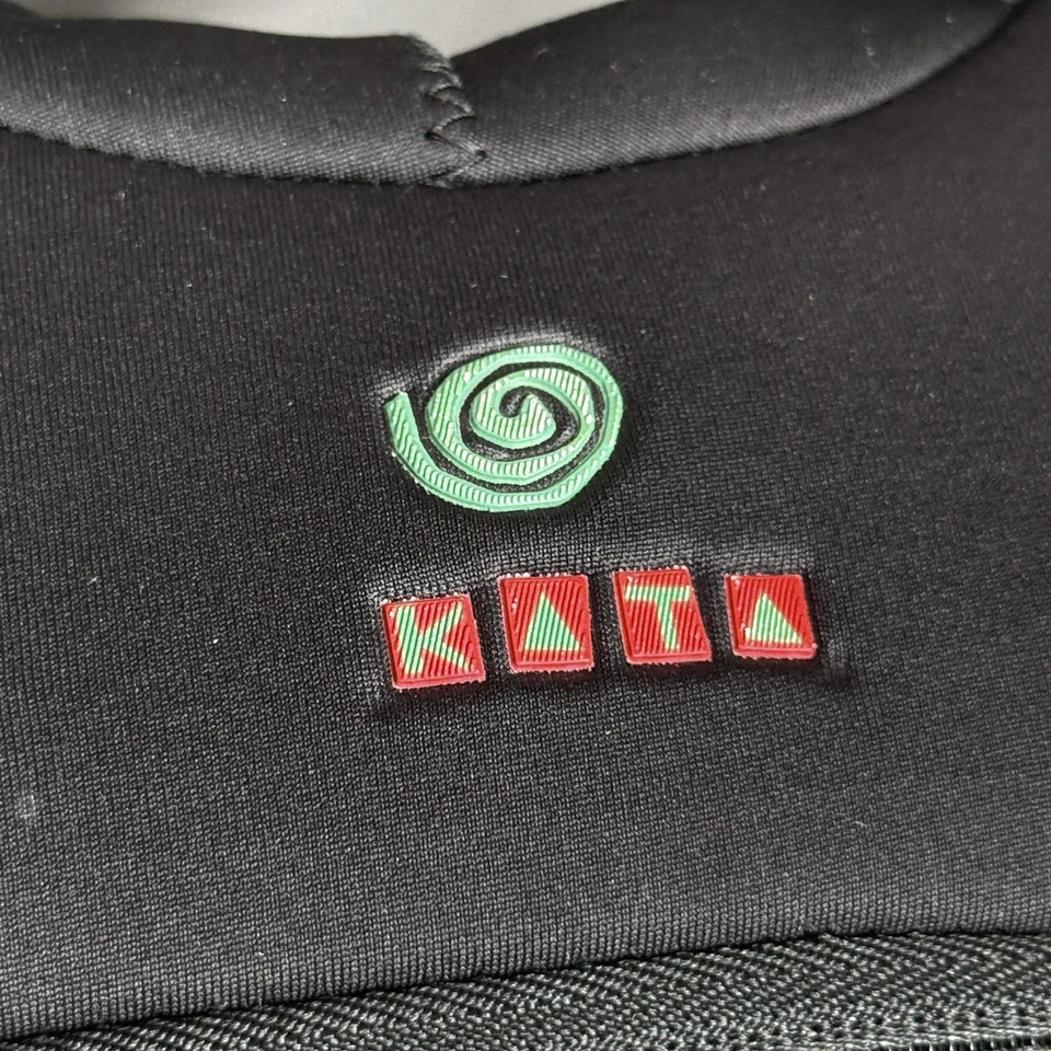 Mochila para cámara Kata Sensibility V Ergo-Tech + ranura para computadora portátil de 12′′ ‒ negra Foto 2 de 4