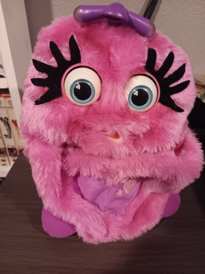 Vintage 1999 Trendmasters Wuv Luv Live Birth Pet Plush With Egg And Baby (Read)