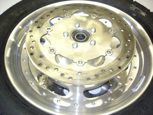 Harley-Davidson Wheel ASS 16" Tire Spacers & Bearings P/N 40708-08 Dyna Fat Bob - Picture 3 of 11