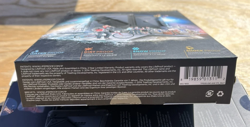 LIFEPROOF Hand And Shoulder Strap For iPad Air Case, Sealed New in Box - Image 4 of 4