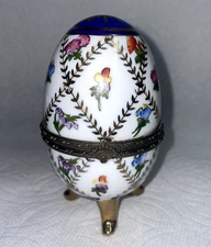 Vintage Hinged Porcelain Egg 3-Footed Trinket Dish