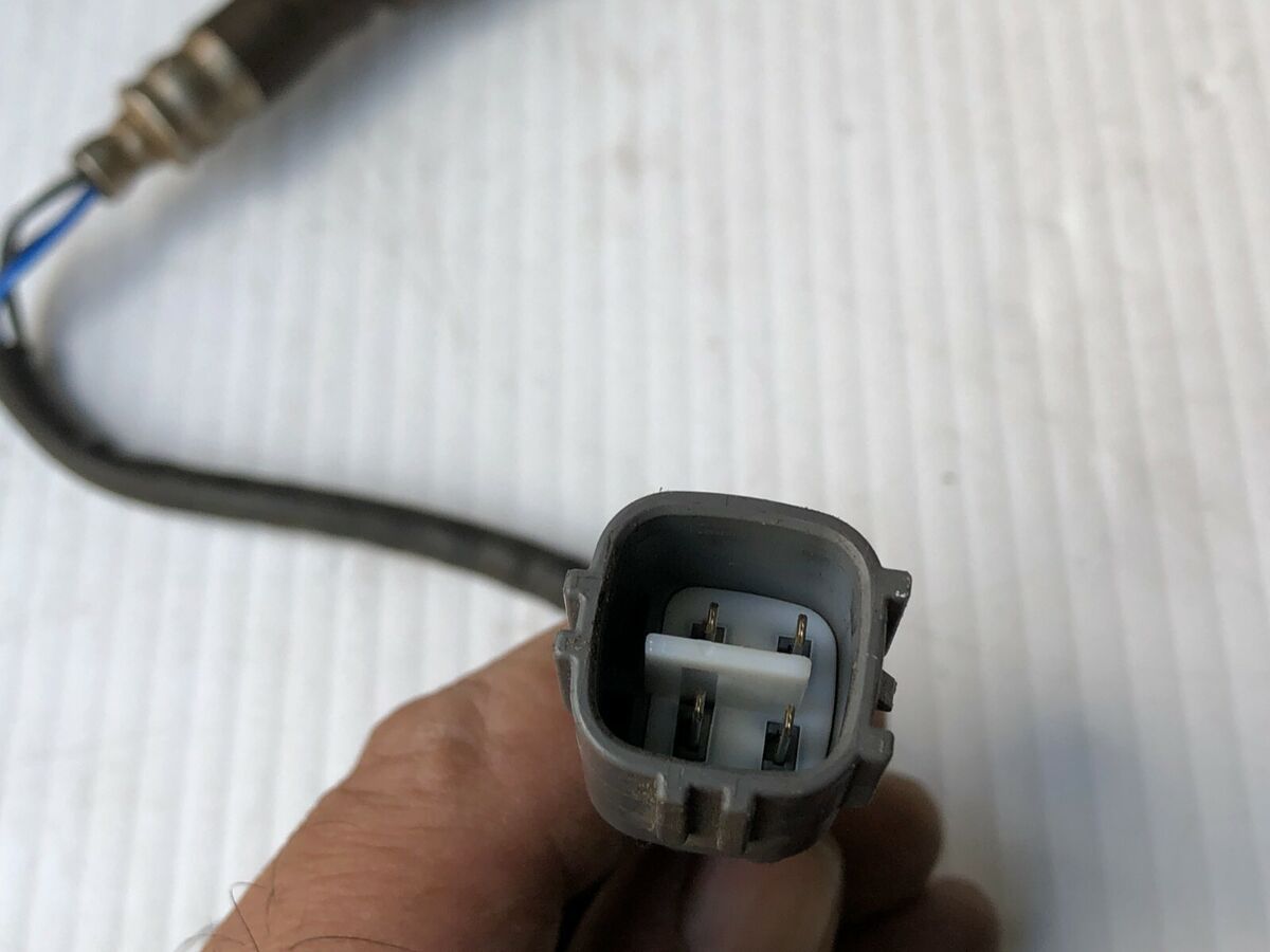 Toyota Lexus Oxygen Sensor O2 Sensor Unit P: 41380 09Q24 OEM Toyota Lexus Oxygen Sensor O2 Sensor Unit P: 41380 09Q24 OEM