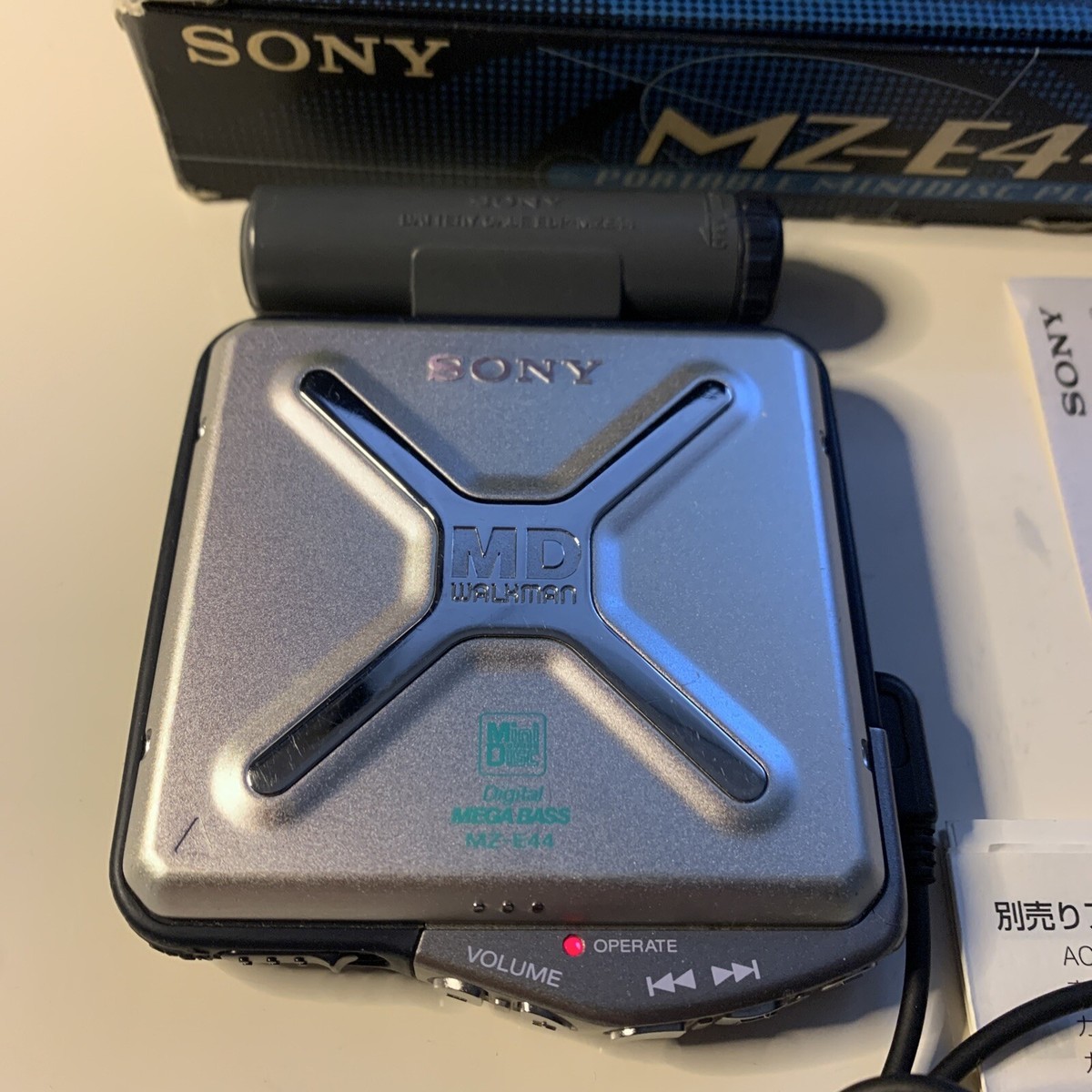 SONY MZ-E44 MD Walkman Portable Minidisc Player - Mermaid