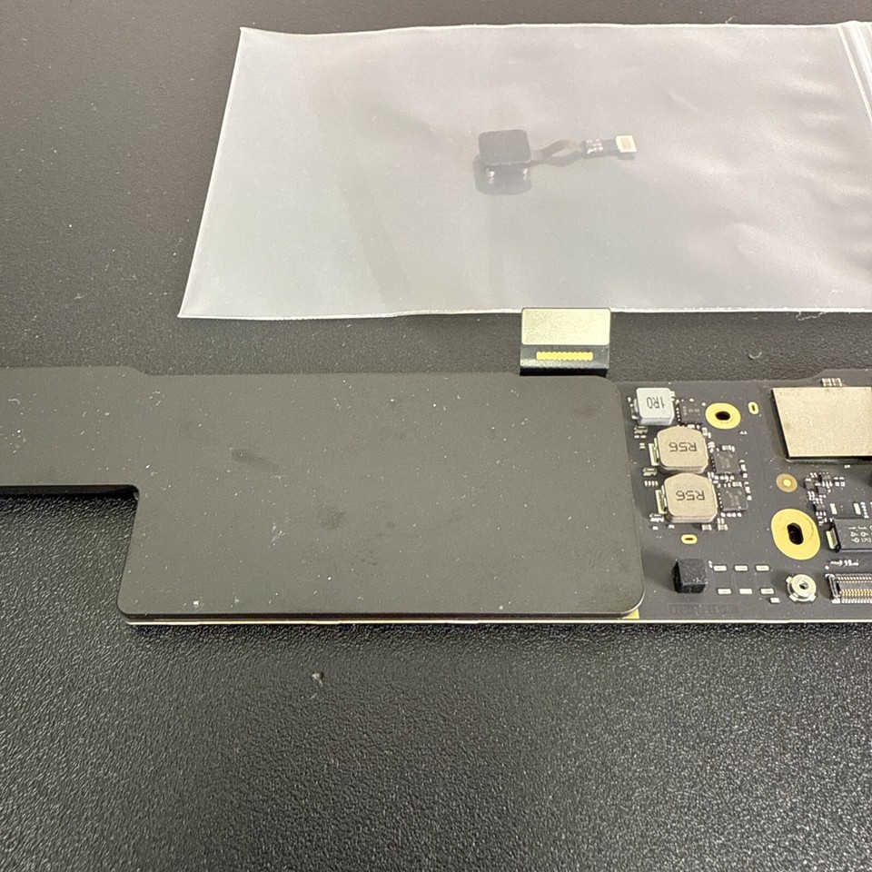 Apple Macbook Air 2020 A2337 Motherboard 82002016A W/TouchID Parts