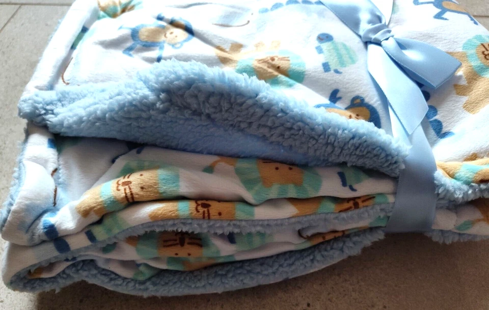 Luvable Friends Bebé Niño Azul Safari Peluche Manta Mono León Caimán Sherpa Foto 2 de 3