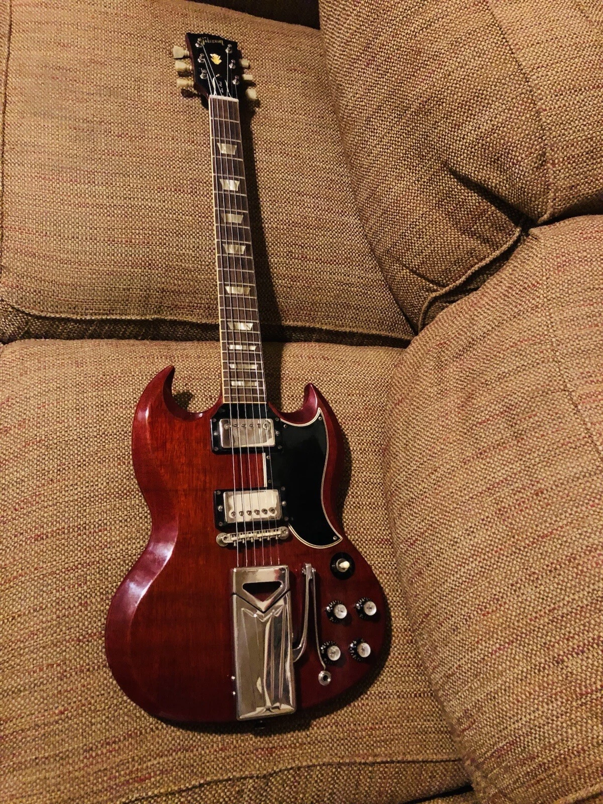 Picture 4 of 24