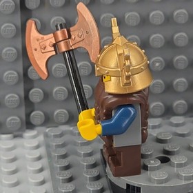 LEGO Castle Fantasy Era Warrior Dwarf Gold Helmet 852702 Battle Pack cas430