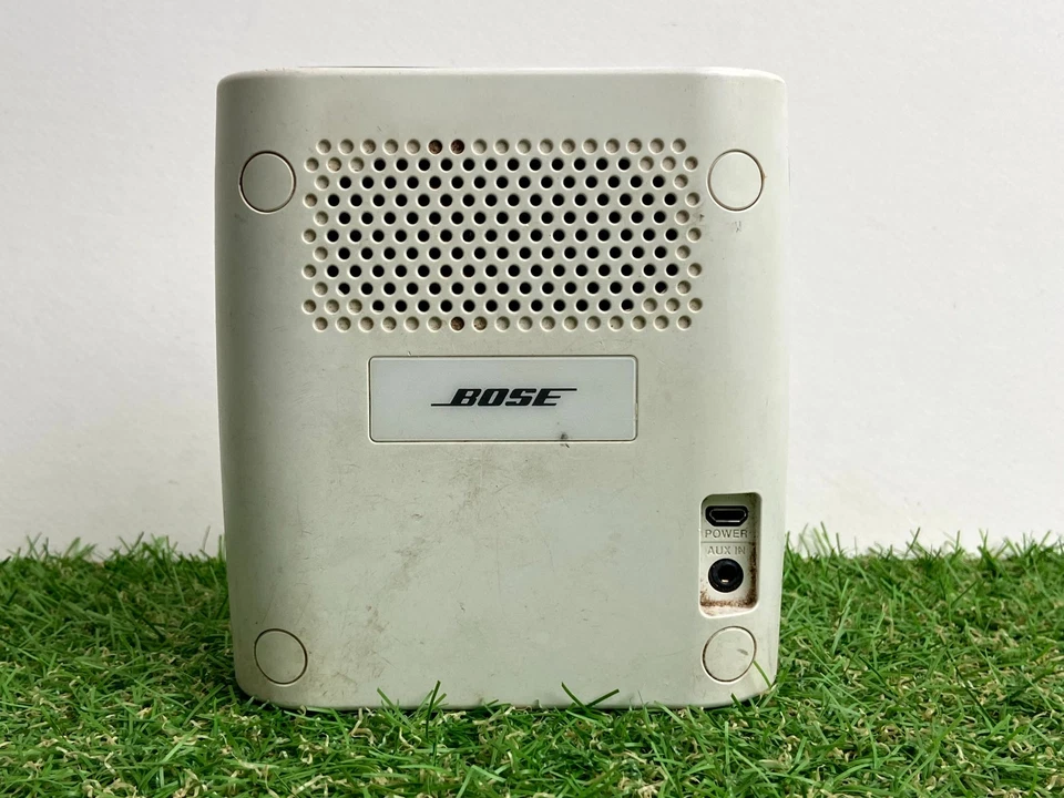 BOSE SOUNDLINK COLOUR BLUETOOTH SPEAKER WHITE (C207) - Image 3 of 4