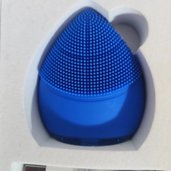 Dispositivo de limpieza facial Pop Sonic Leaflet azul Foto 3 de 4