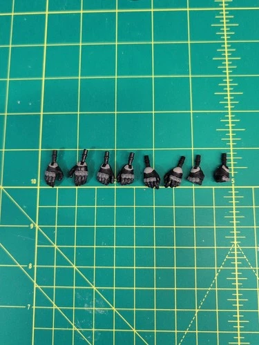 Valaverse Action Force Female Steel Brigade 4 Sets Of Hands  6" "I SHIP DAILY"