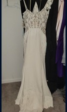 Lace Wedding Dress Size 6- Never Worn