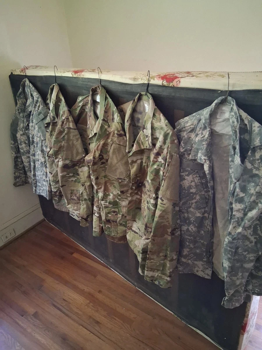 LOT Cold Weather Camo 5 Army Coats M and 5 Army Pants M
Opens in a new window or tab