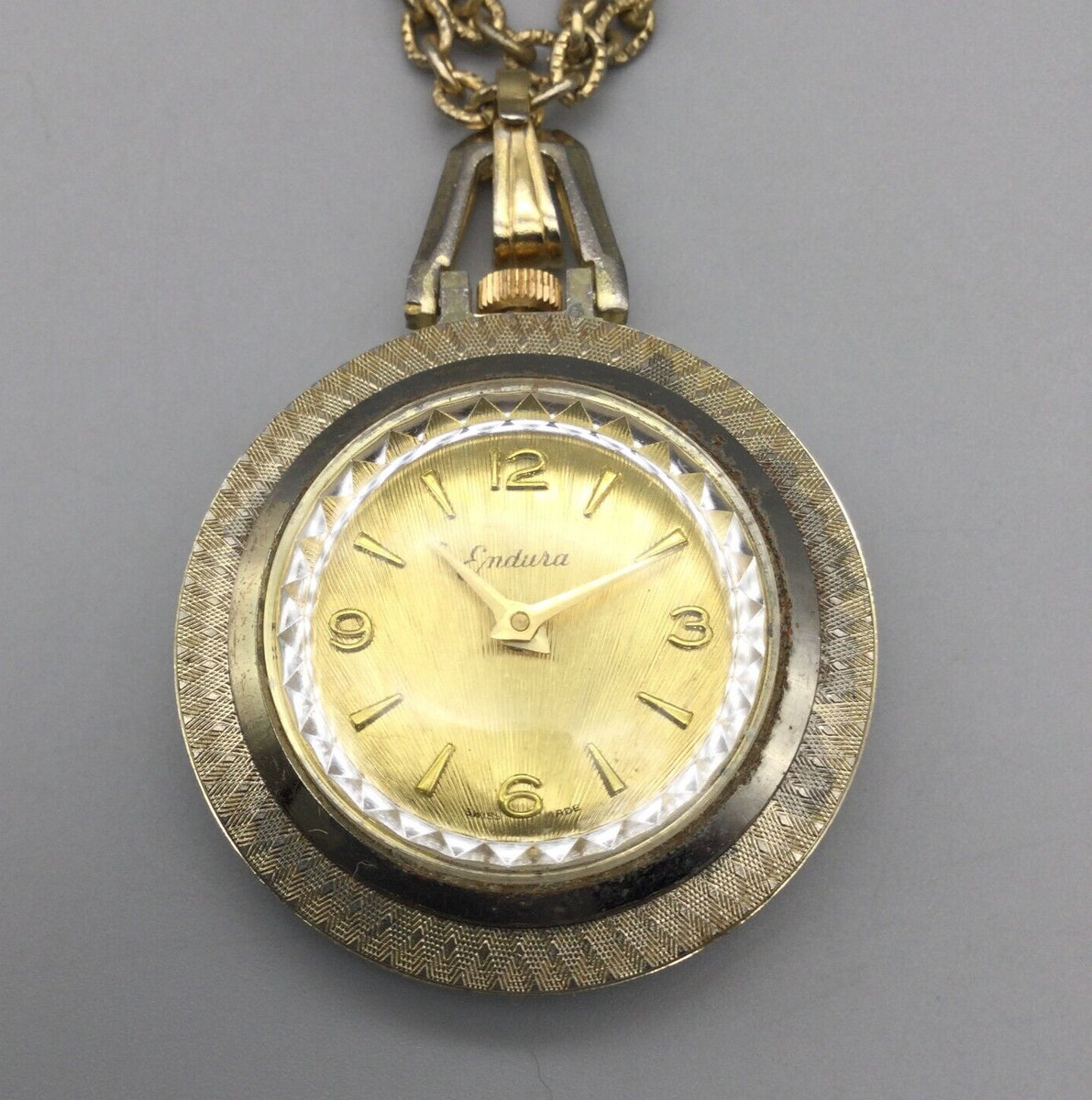 Vintage Endura Pendant Necklace Watch 34mm Gold Tone Manual  display picture 3
