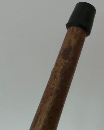 NATIVE AMERICAN INDIAN : WALKING STICK WITH DEER ANTLER HANDLE . (CCB) - Picture 3 of 4