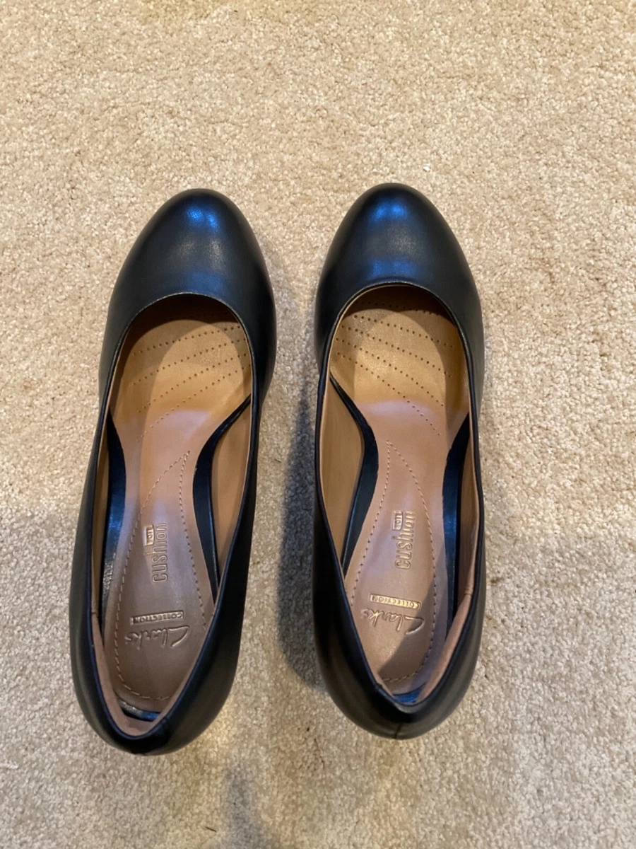 CLARKS WOMEN S BRIER DOLLY DRESS PUMP 6.5 W