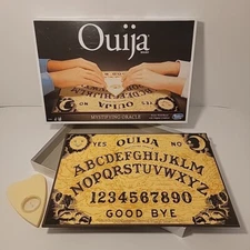 Ouija Board The Mystifying Oracle w/ Planchette 2017 Hasbro Preowned Used Spooky