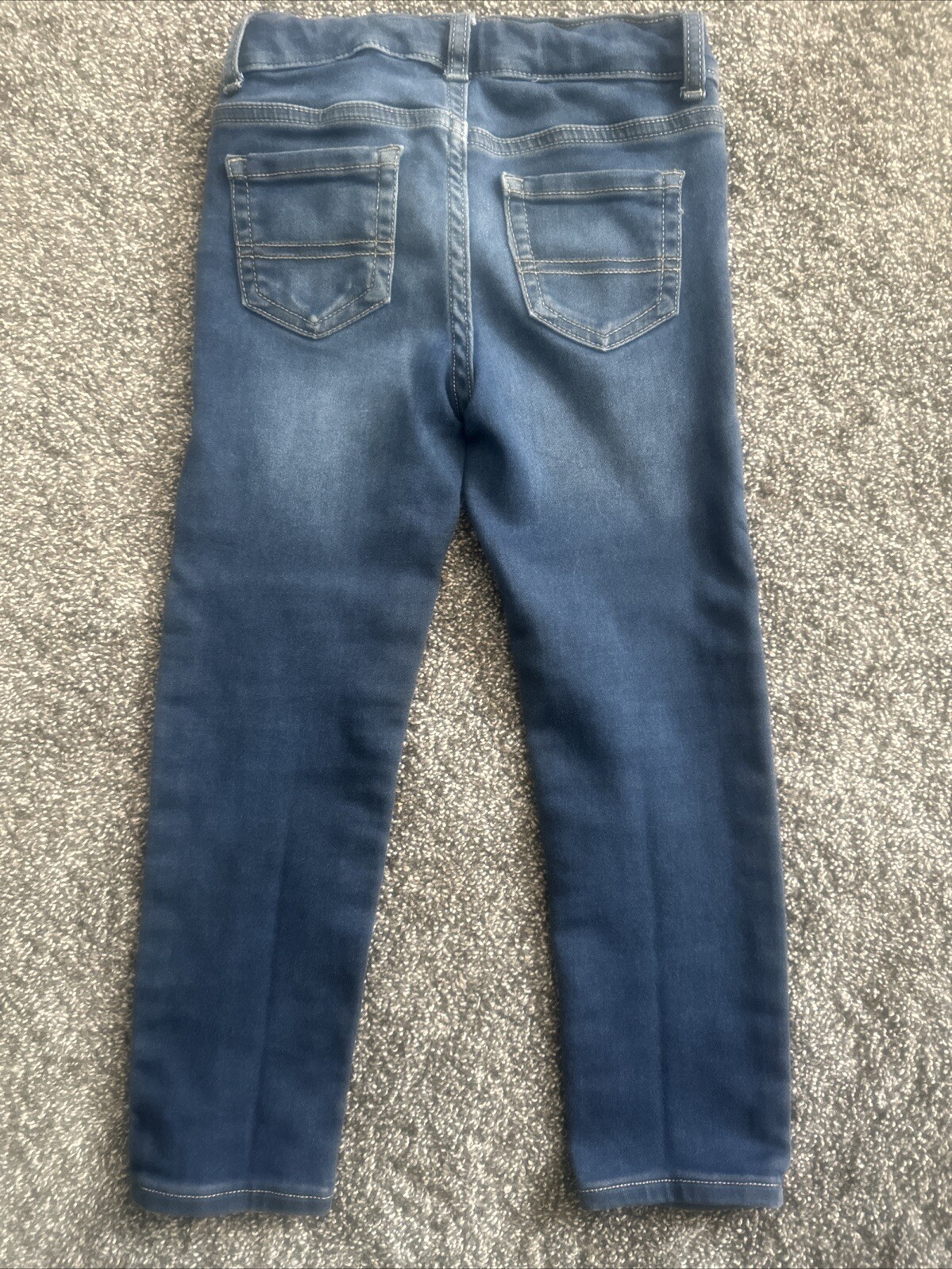 Picture 5 of 6