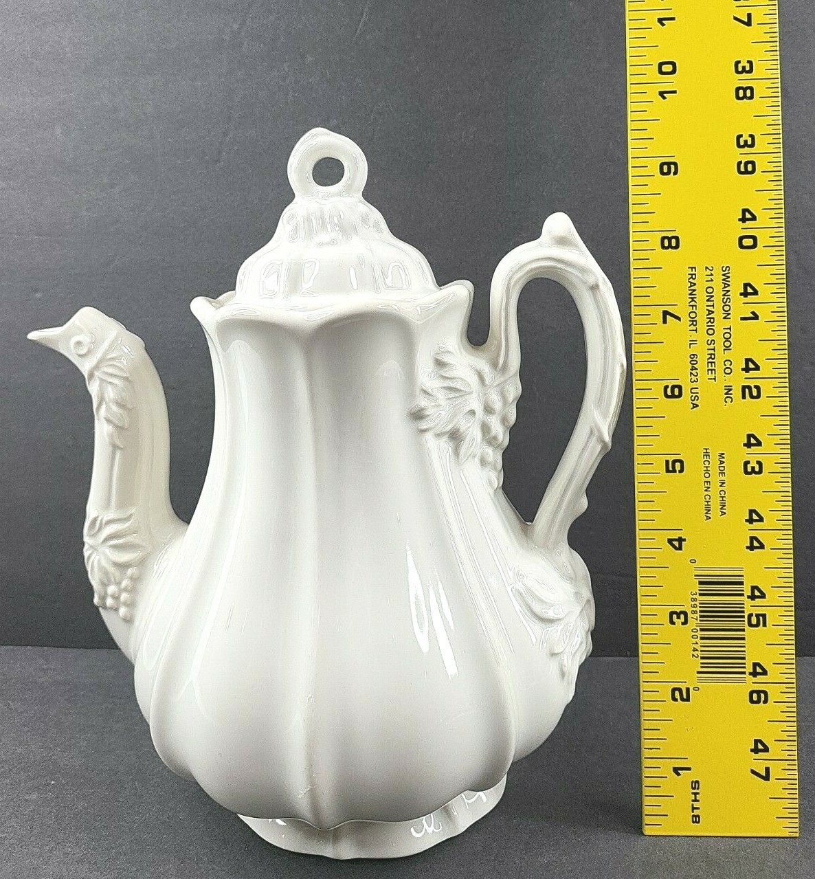 Red Cliff Ironstone Grape Lidded Teapot Vintage 9" White Stoneware Tea
